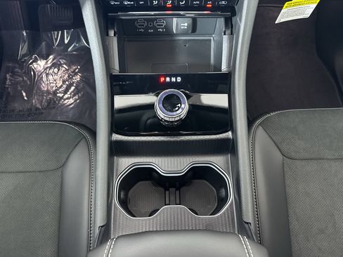 New 2025 Jeep Grand Cherokee Altitude image 20