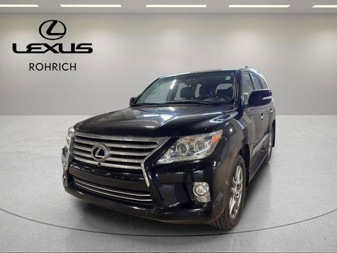 Used 2013 Lexus LX 570 4WD image 1