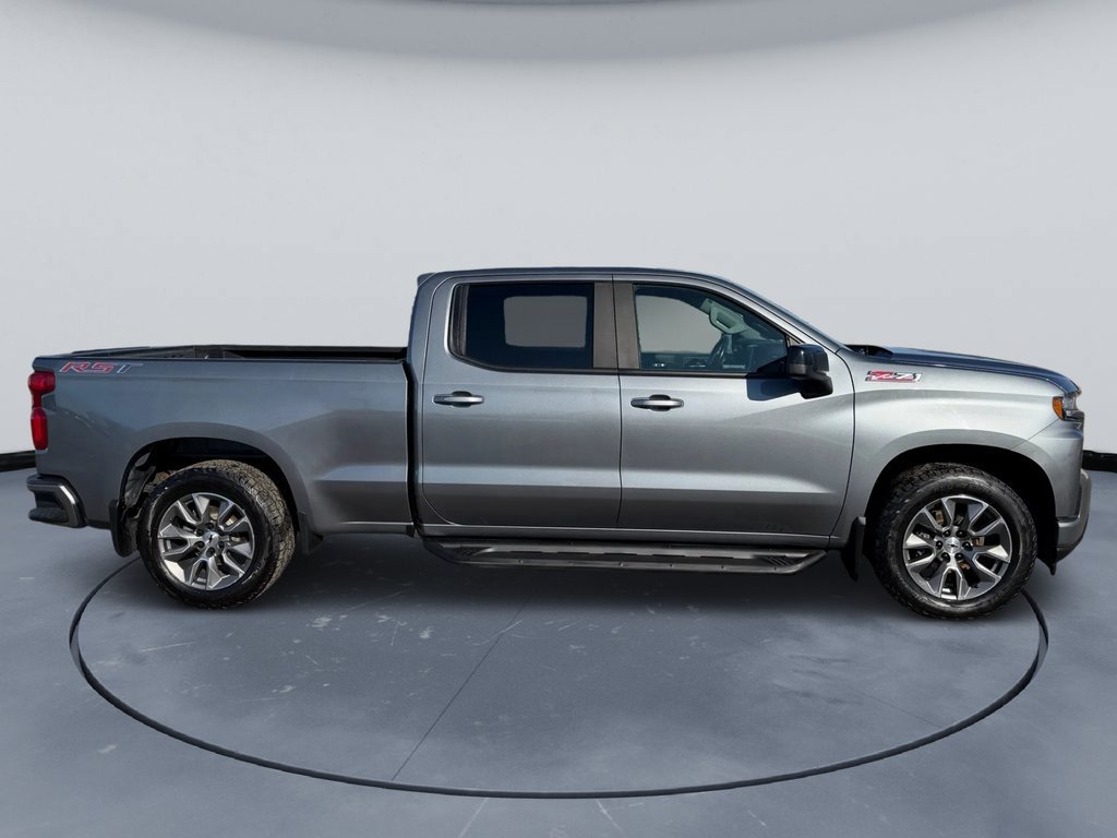Used 2019 Chevrolet Silverado 1500 RST w/ True North Edition AWD/4WD image 2