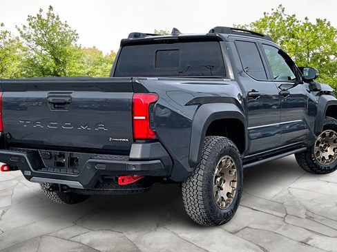 Used 2025 Toyota Tacoma 4x4 Double Cab Hybrid image 13
