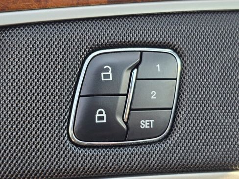 Used 2017 Lincoln MKZ Select w/ Climate Package image 14