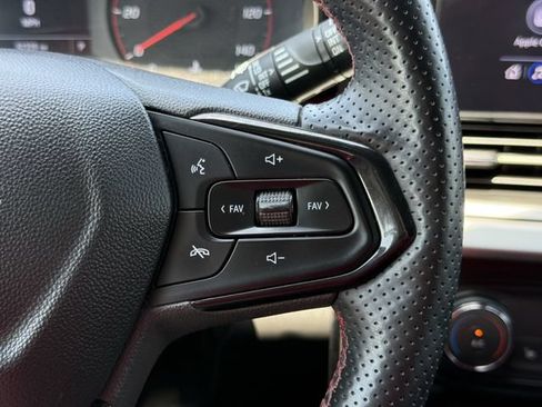 Used 2024 Chevrolet Trax RS w/ Driver Confidence Package FWD image 12