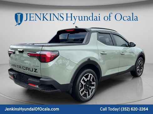 Certified 2025 Hyundai Santa Cruz Limited AWD/4WD image 3