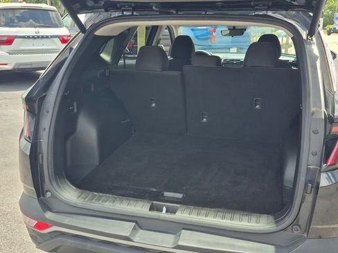 Used 2023 Hyundai Tucson SEL FWD image 4