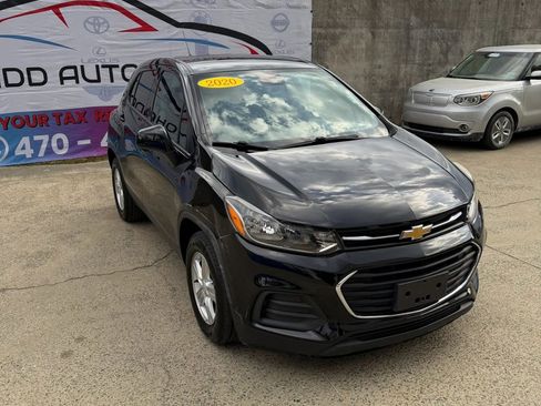 Used 2020 Chevrolet Trax LS w/ Tint and Cruise Package FWD image 2