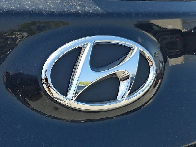 Certified 2023 Hyundai Kona SEL AWD/4WD image 31