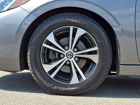 Used 2023 Nissan Sentra SV FWD image 9