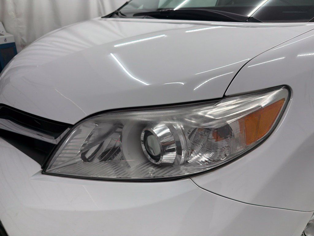 Used 2019 Toyota Sienna LE FWD image 10