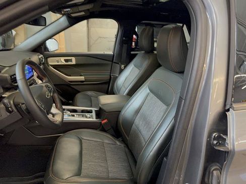 Used 2023 Ford Explorer Timberline w/ Timberline Technology Package AWD/4WD image 10