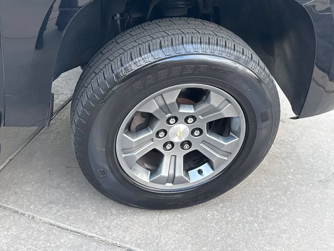 Used 2017 Chevrolet Tahoe LT AWD/4WD image 15