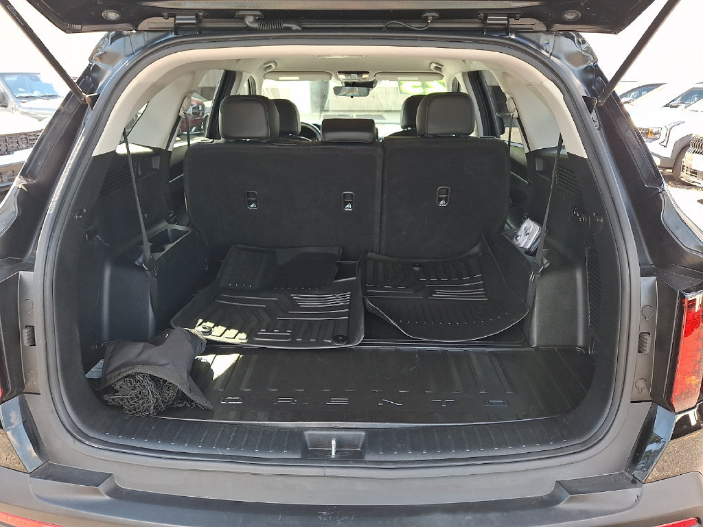 Certified 2023 Kia Sorento S AWD/4WD image 31