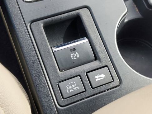 Used 2018 Subaru Outback 2.5i Limited image 30