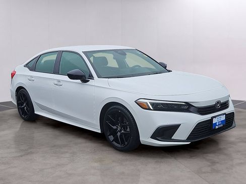 Certified 2024 Honda Civic Sport image 3