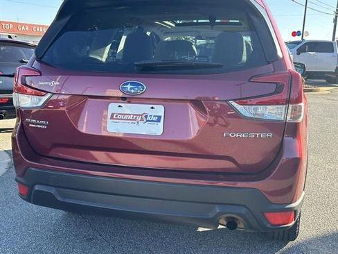 Used 2023 Subaru Forester Premium image 7
