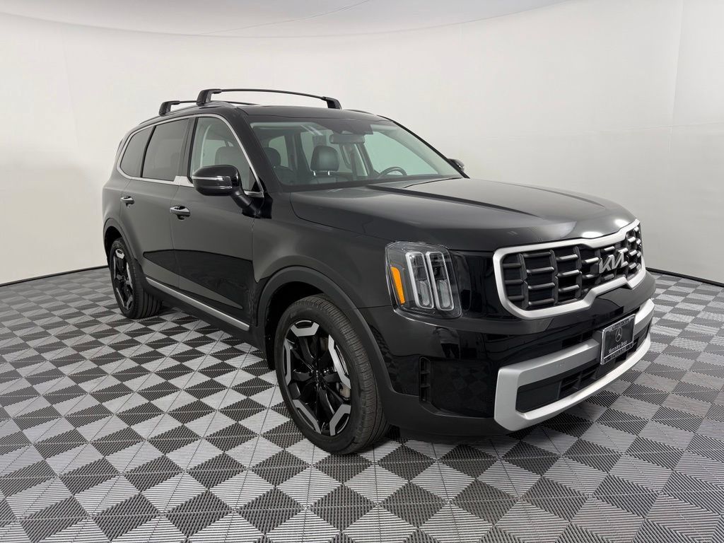 Used 2024 Kia Telluride S w/ S Sunroof Package AWD/4WD image 1
