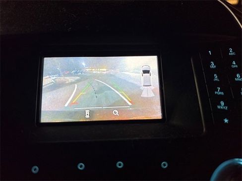 Used 2017 Ford Edge SEL image 8