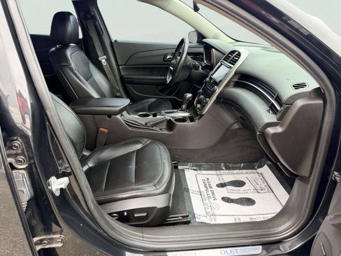 Used 2015 Chevrolet Malibu LTZ FWD image 29