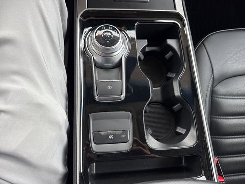 Certified 2020 Ford Edge SEL w/ Convenience Package image 33