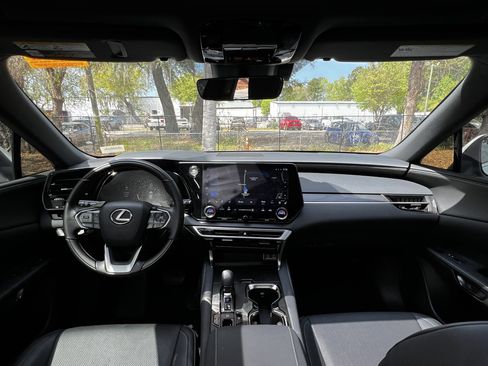 Used 2025 Lexus RX 350 Premium w/ Accessory Package (K3) FWD image 33