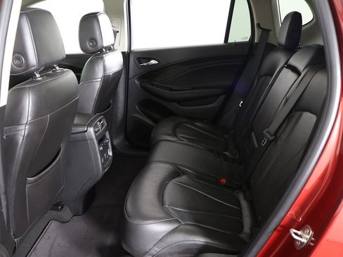 Used 2019 Buick Envision Essence image 36