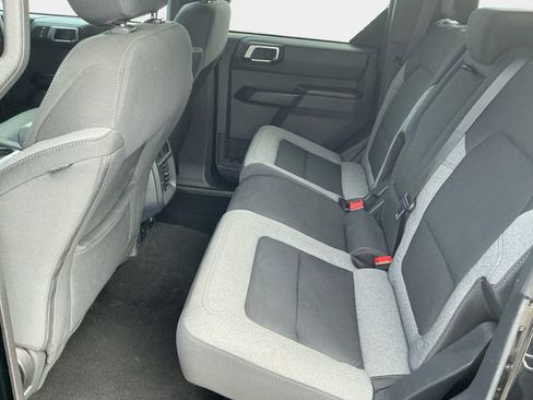 Used 2025 Ford Bronco Big Bend image 16