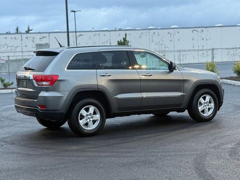Used 2012 Jeep Grand Cherokee Laredo AWD/4WD image 6