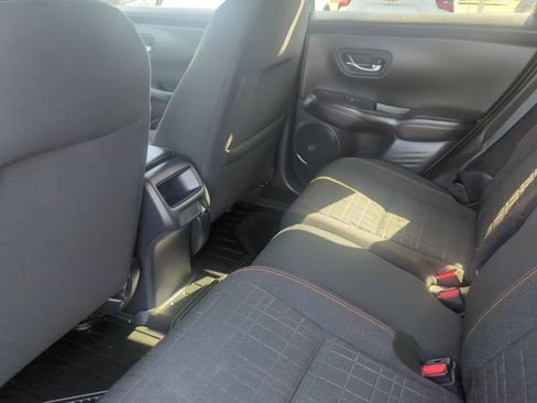 Used 2025 Honda HR-V Sport image 18