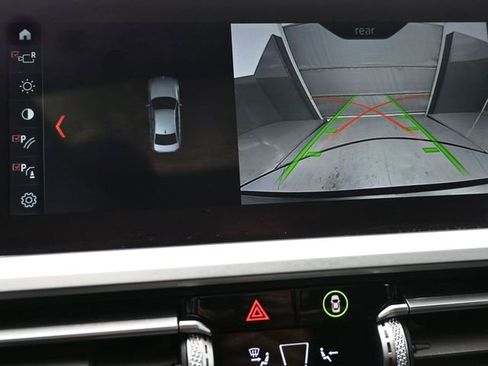 Used 2020 BMW 330i xDrive Sedan w/ Convenience Package image 23