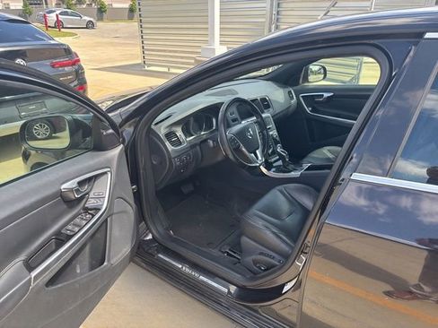 Used 2015 Volvo S60 T5 Platinum FWD image 13