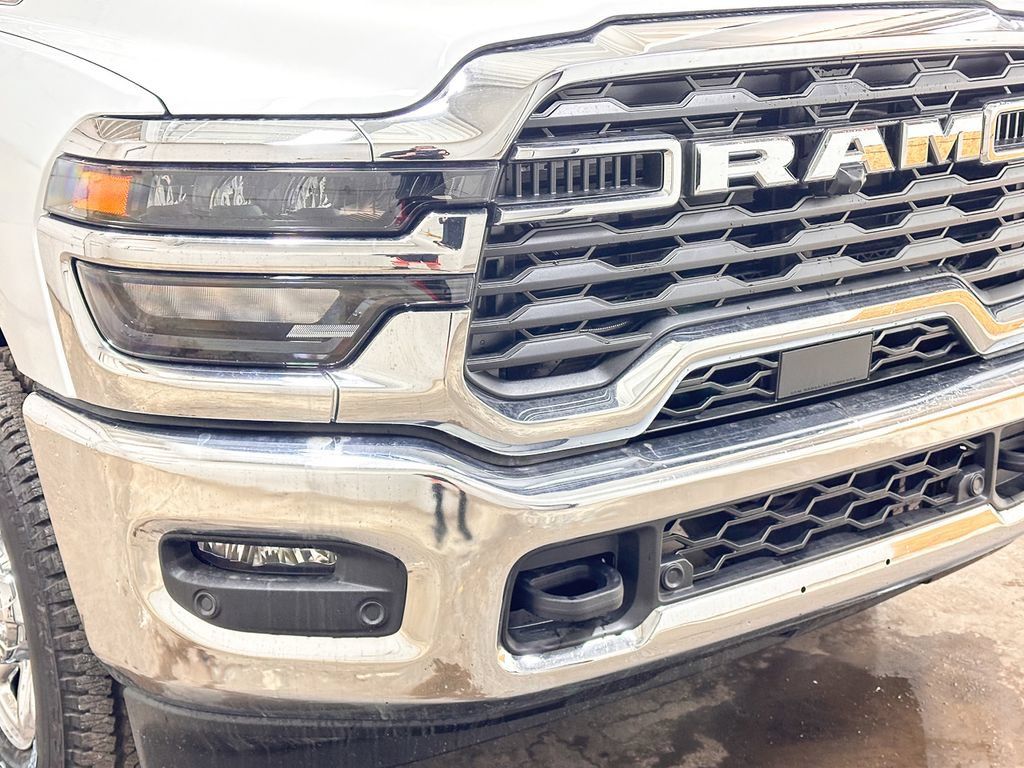 New 2026 RAM 2500 Tradesman AWD/4WD image 12