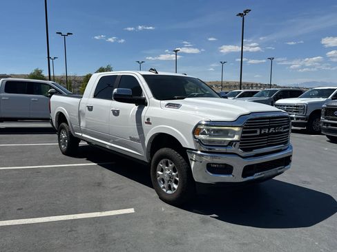 Used 2019 RAM 2500 Laramie AWD/4WD image 4