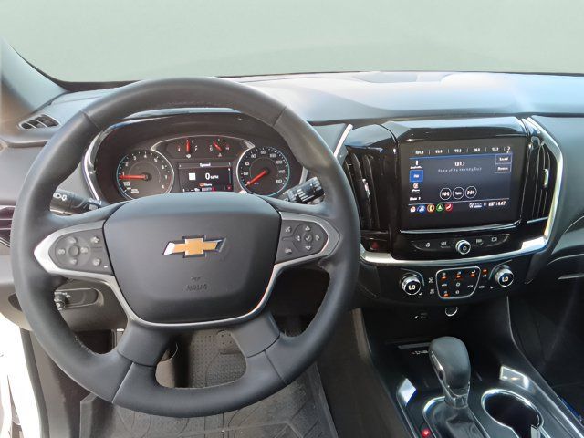 Used 2023 Chevrolet Traverse LT w/ LT Premium Package AWD/4WD image 11