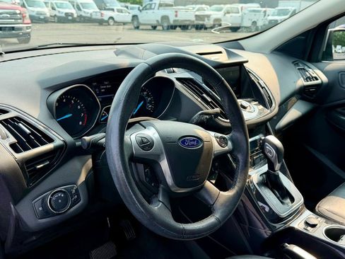 Used 2014 Ford Escape Titanium AWD/4WD image 18