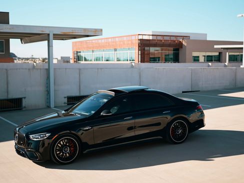 Used 2024 Mercedes-Benz S 63 AMG S image 17