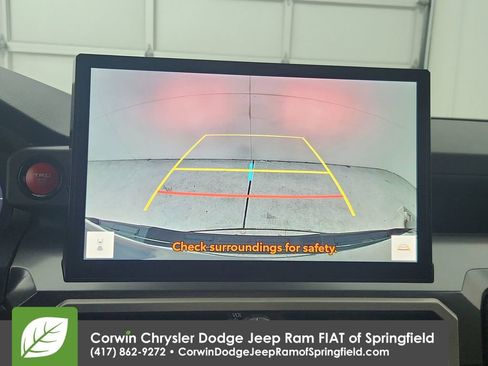 Used 2025 Toyota Tacoma TRD Off-Road image 24