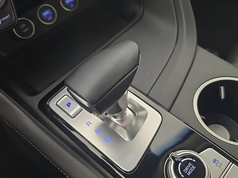 Used 2023 Genesis G70 2.0T RWD image 21