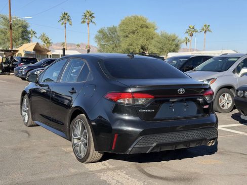 Used 2020 Toyota Corolla XSE image 7
