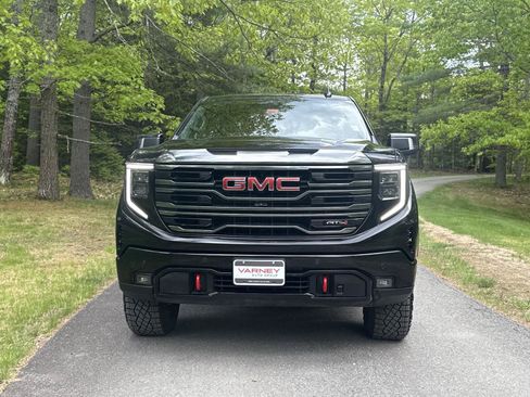 Used 2023 GMC Sierra 1500 AT4 AWD/4WD image 2