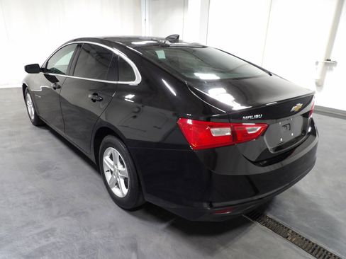 Used 2021 Chevrolet Malibu LS FWD image 6