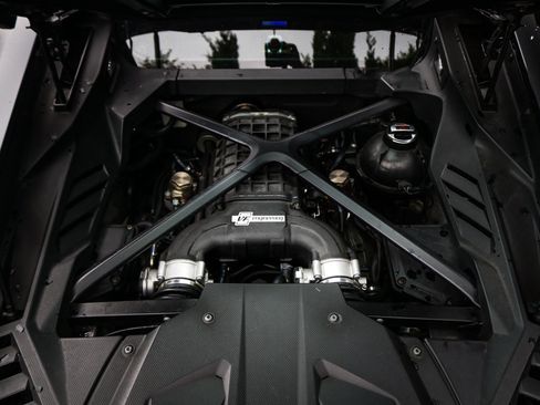 Used 2020 Lamborghini Huracan EVO AWD/4WD image 38