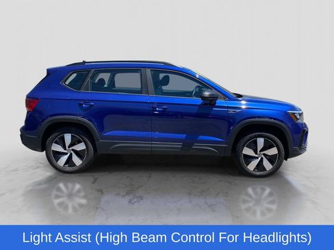 Used 2023 Volkswagen Taos S w/ Driver Assistance Package AWD/4WD image 8