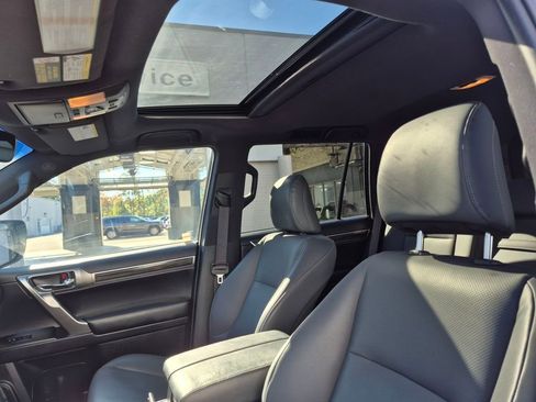 Used 2023 Lexus GX 460 Premium image 15
