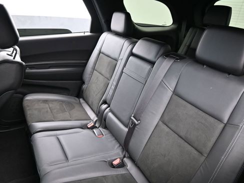 Used 2022 Dodge Durango GT image 36