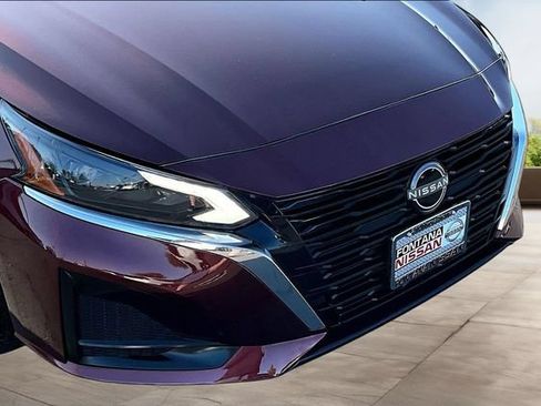 Certified 2024 Nissan Altima 2.5 SV FWD image 30