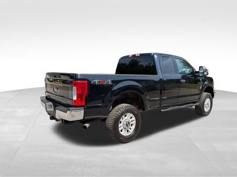Used 2017 Ford F250 XLT w/ Snow Plow Prep Package AWD/4WD image 3