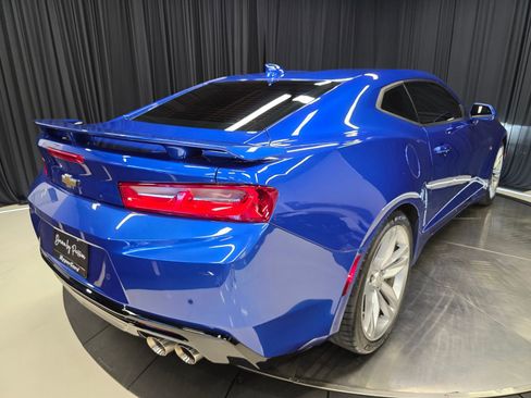 Used 2017 Chevrolet Camaro SS RWD image 22
