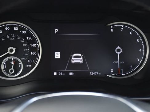 Used 2026 Genesis G70 2.5T RWD image 11