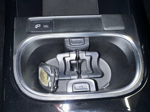 Certified 2023 Mercedes-Benz CLA 250 4MATIC image 23