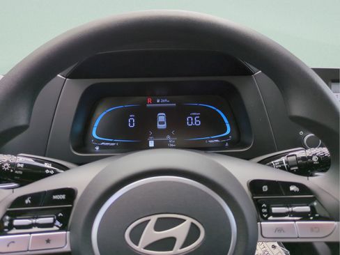New 2025 Hyundai Elantra SE FWD image 34