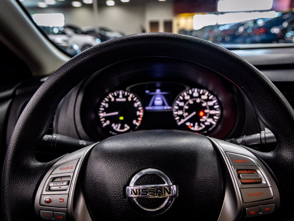 Used 2017 Nissan Altima 2.5 S w/ Power Driver Seat Package FWD image 15